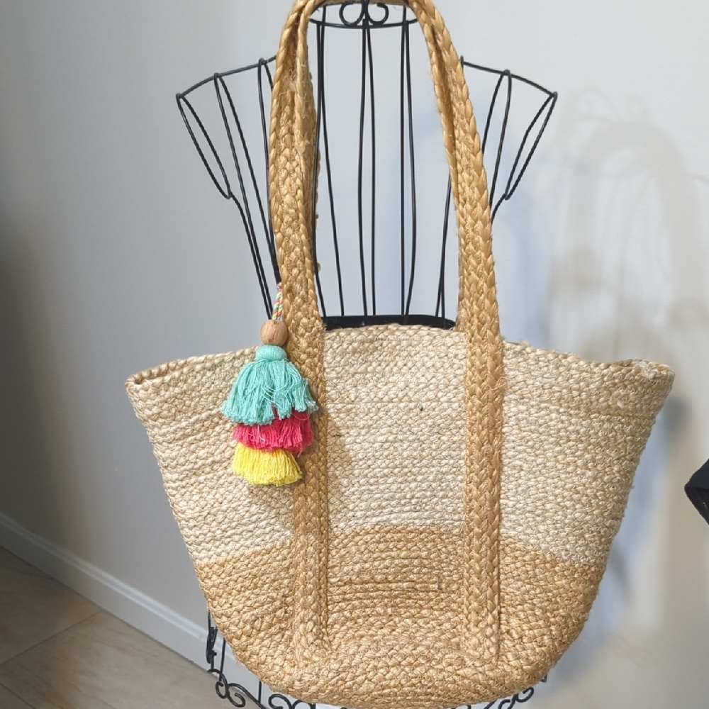 Antik Kraft Natural Straw Tote with Colorful Tassels